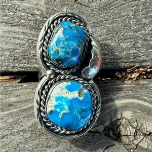 Beautiful sterling southwestern ring